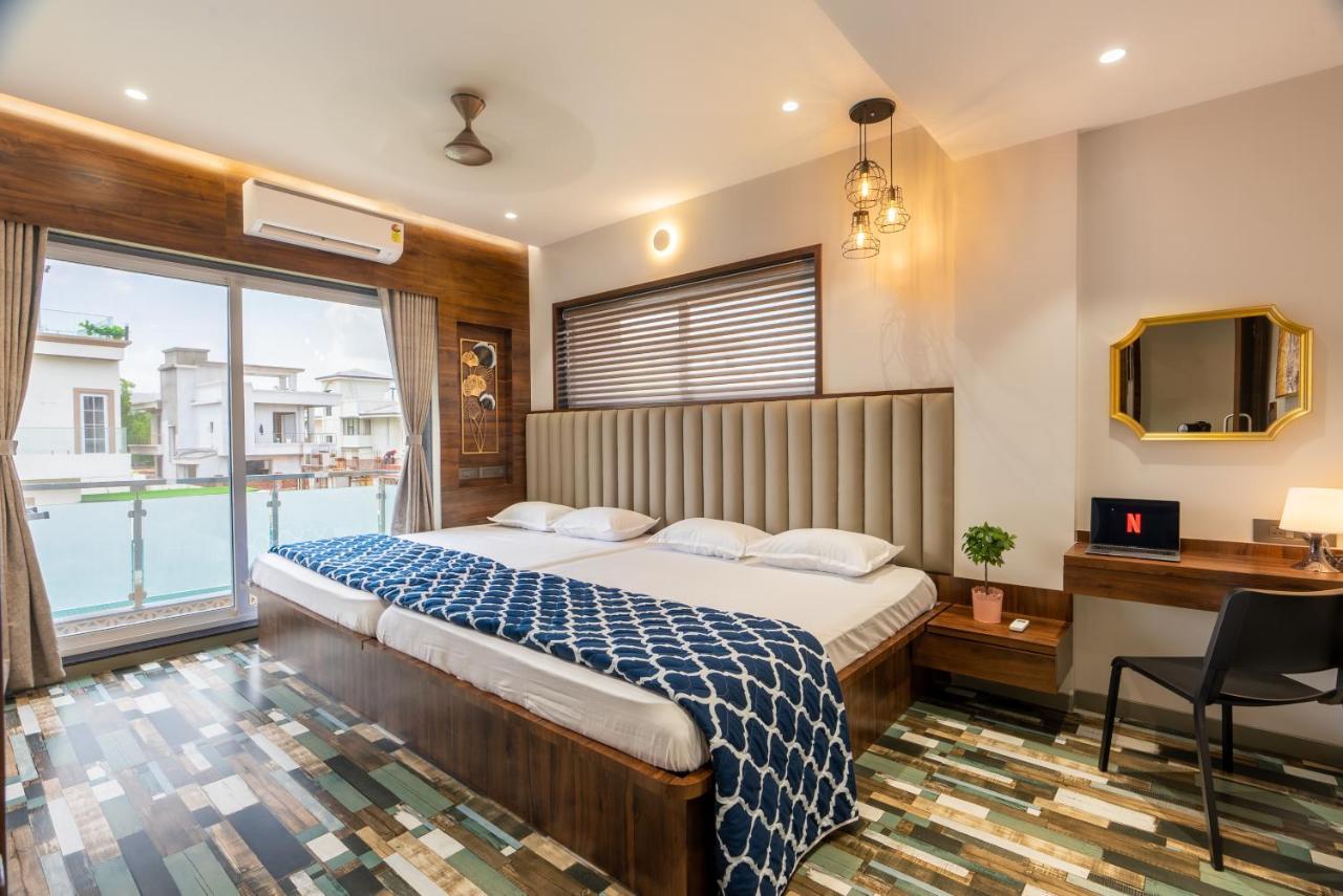 Austin Villa By Tropicana Stays โลนาวาลา ภายนอก รูปภาพ